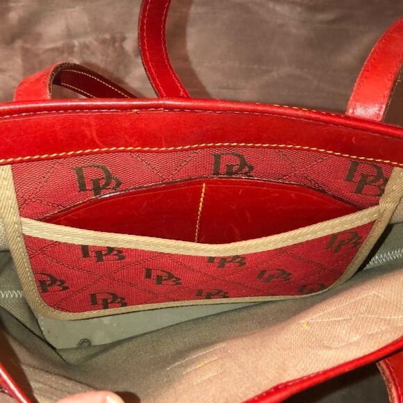 Dooney & Bourke Red Canvas Leather Combo DB Logo Bucket Shoulder Bag Purse - Picture 11 of 15